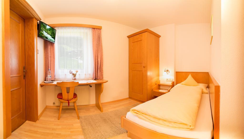 Haus Sonnenseit'N Hotel Neustift im Stubaital Exterior photo